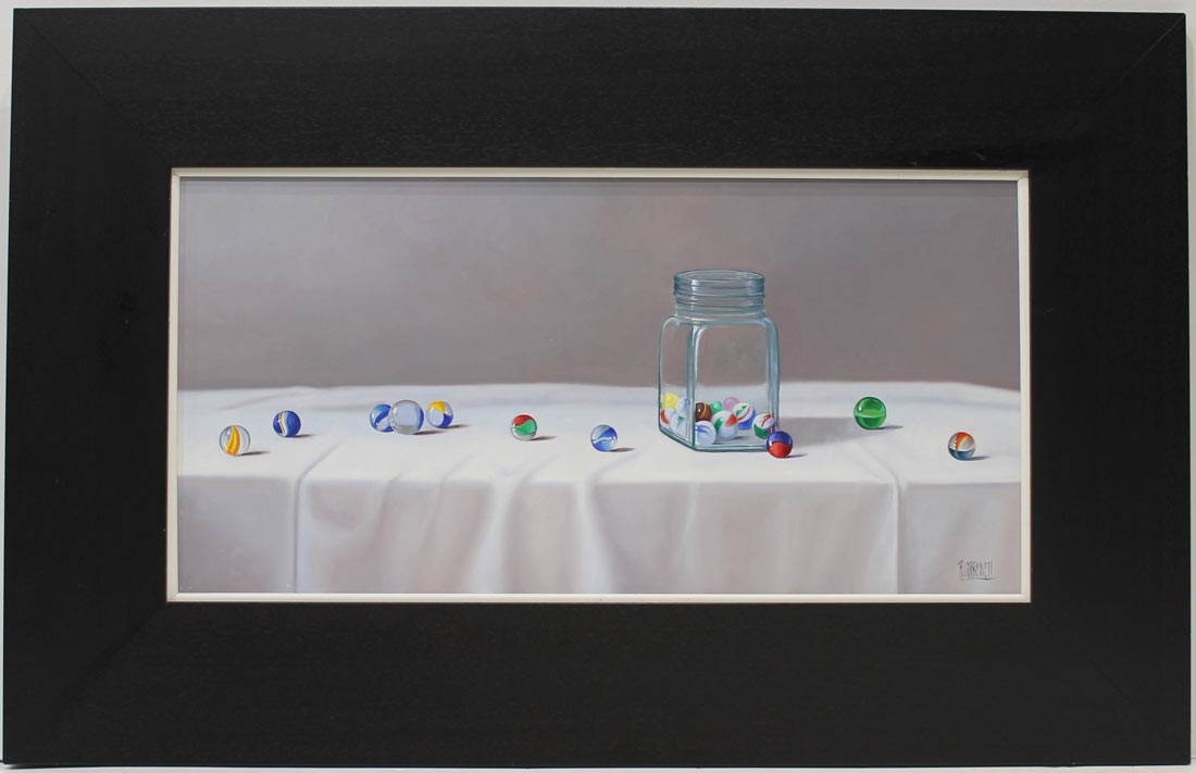 Raquel Carbonell: Still life grey and marbles