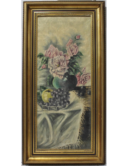 Isabel del Arco: Still life of flowers and grapes