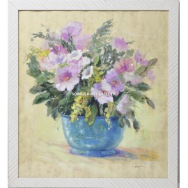 Vase of flowers