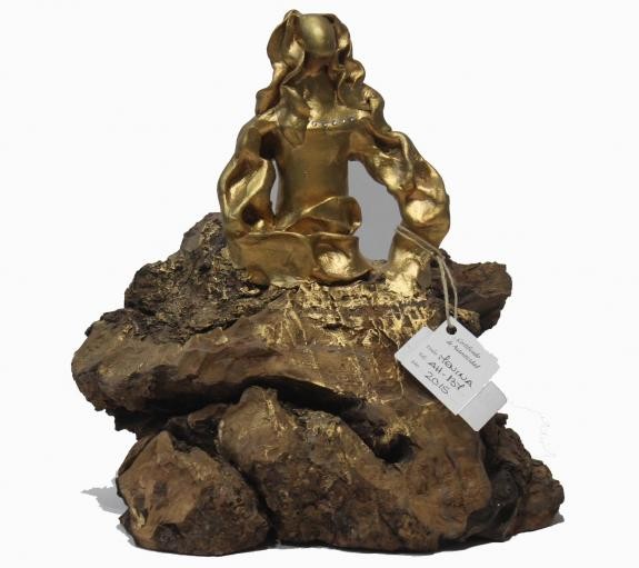 Sculptures: Menina Gold Swarovski (nº 137)