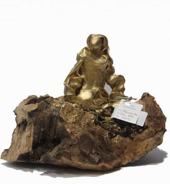 Sculptures: Menina Gold Swarovski (nº 155)