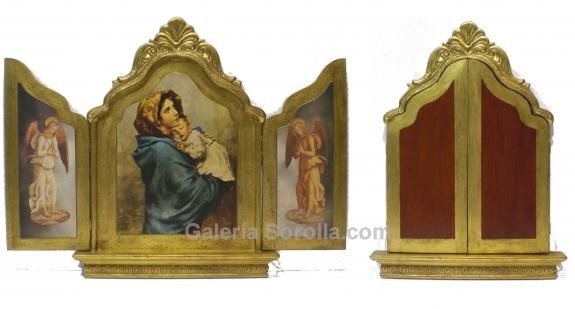 Altarpieces - Triptychs: Hinged triptych