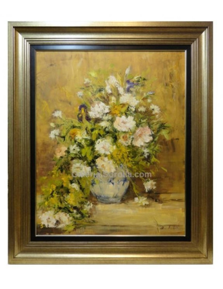 Ana Delgado: Vase of roses